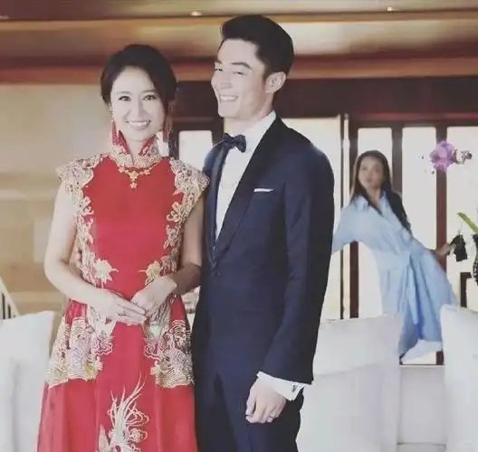 霍建华|林心如_新浪新闻