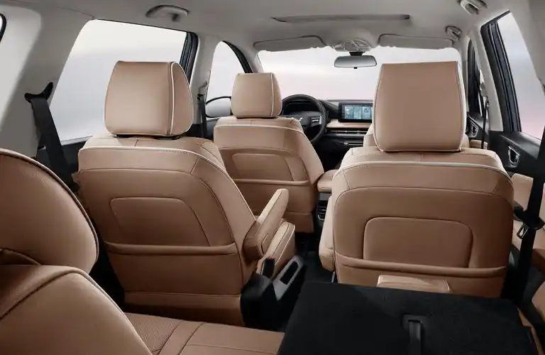 悬浮式大屏加7座布局,五菱佳辰内饰官图发布