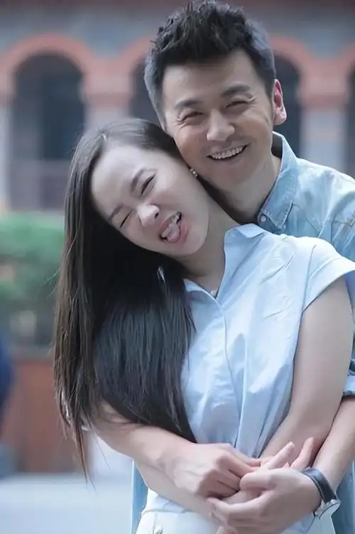 雷佳音落魄时妻子与我结婚陪伴我大火余生我不能辜负她