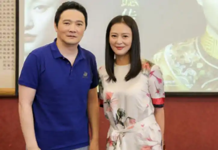 汪俊老婆个人简历(吴玉华:不愿丁克与前夫汪俊离婚,改嫁画家连生两胎