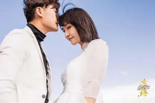 女生喜欢你的5个眼神,女生看心仪男生的眼神