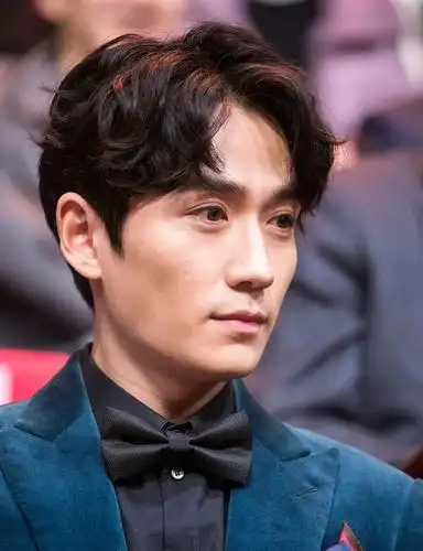 娱乐圈已经30多岁的男星,不敢相信现在依旧那么的有少年感