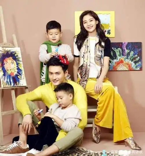 嬷嬷的干儿子,出道14年不温不火,妻子却越来越红_王媛可_王雨_李明启