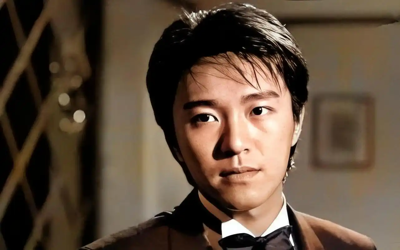 周星驰在低调很久之后宣布开通个人账号,这次不是宣传