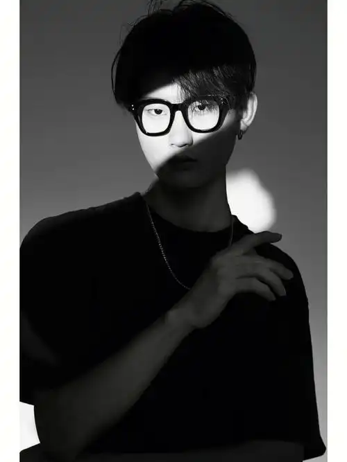 记录与疗愈人生高级形象照分享黑白照