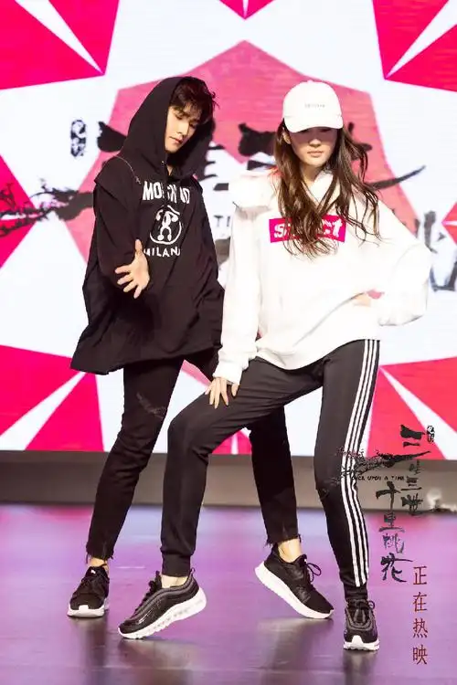 《三生三世》首映半天破亿 刘亦菲杨洋斗舞嗨翻全场