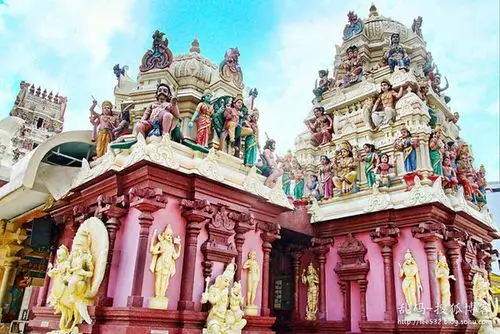 实拍精美绝伦的印度教神庙,祭司搭讪美女