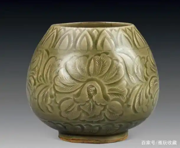 但通过宋代耀州窑流传下来的作品来看,瓷器花纹线条优美,结构精细