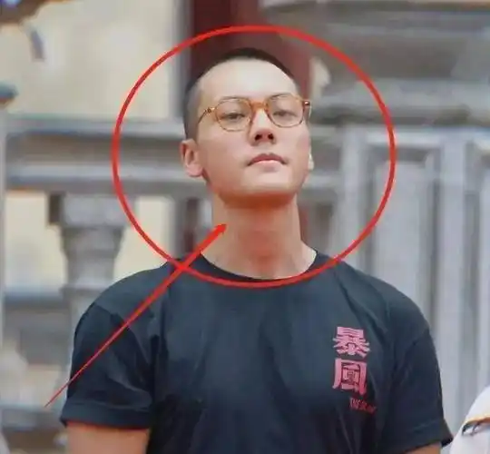 "寸头"也帅气的男明星只服这4位,朝气蓬勃,精神抖擞_造型_发型_陈伟霆