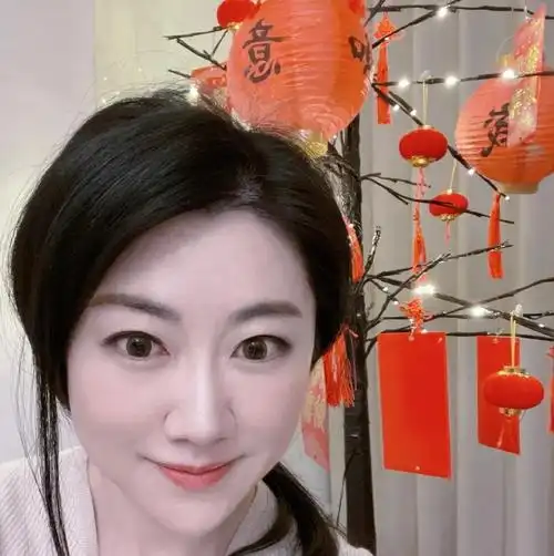 杨蕾|主持人杨蕾发文暗指自己优秀,不做主持人照样能养活自己