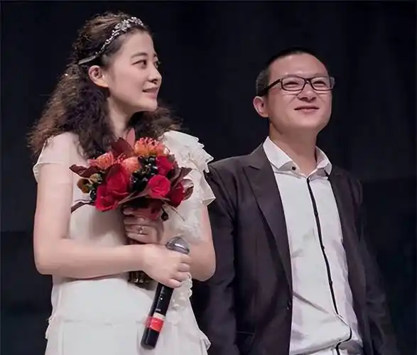 梅婷,二婚选择嫁给普通人丈夫做妻子,就是我这辈子最正确的决定_曾剑