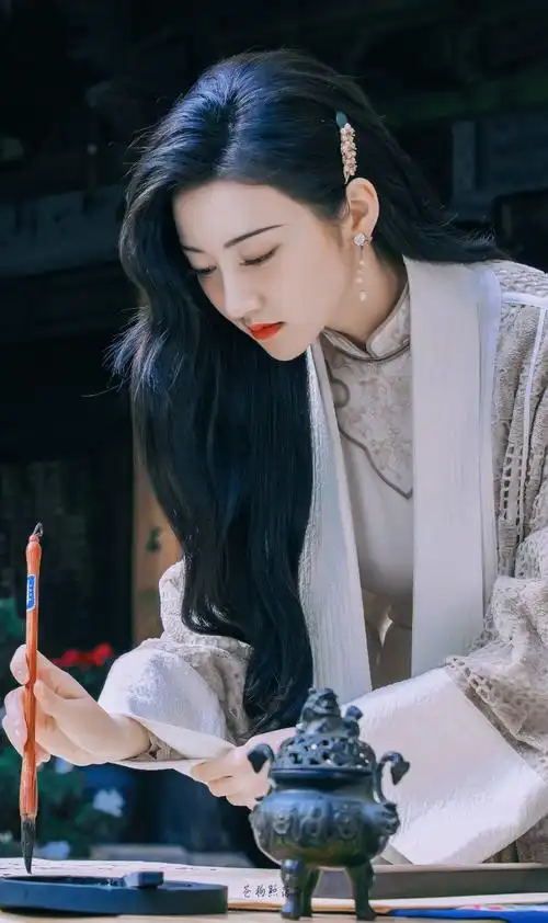 景甜##景甜司藤# 司藤 | 剧照 修图 c… - 堆糖,美图壁纸兴趣汕区