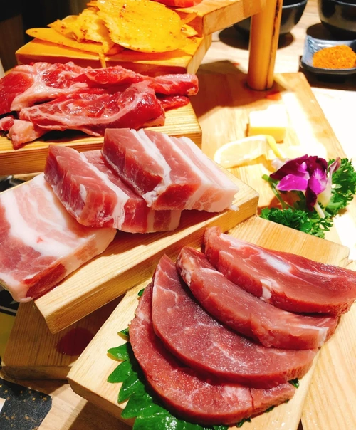 169元抢权金城烤肉平谷店4人餐一米牛五花传统猪五花权系仔骨切片孜然