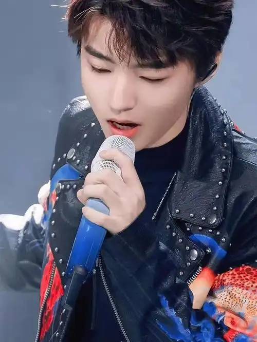 不开心的时候多看看王俊凯吧