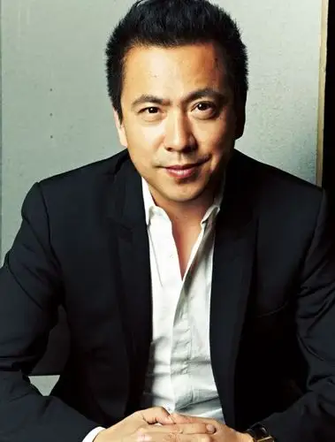 网易娱乐11月3日报道 据外媒报道,华谊兄弟传媒创始人王中军,王中磊