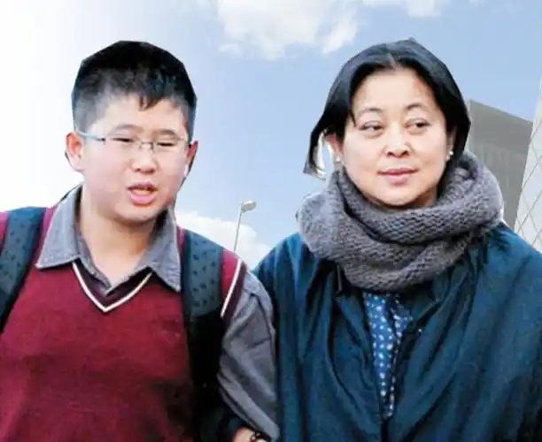 p data-id="gnvg8ogysw">虎子,1999年2月出生,倪萍的儿子.