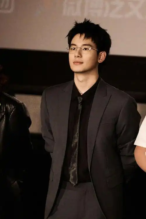 胡先煦第31届大学生电影节青春同路人##胡先煦官宣大学生电影节