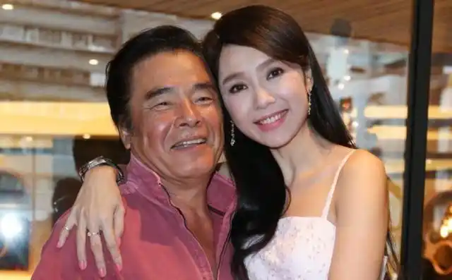 拥有1妻5妾全跑光,今72岁被爆还要再娶,堪比"现实版韦小宝"