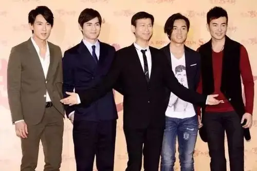 香帅郑少秋70了可他仍然帅得像我们永远的男朋友啊