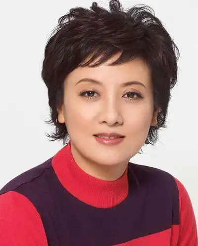 邓婕照片与张国立相识于死水微澜