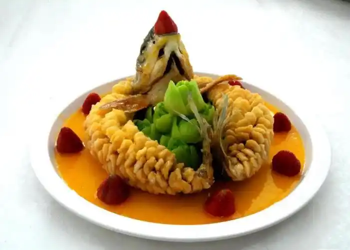 福建永定:举办首届龙湖淡水鱼烹饪技能大赛