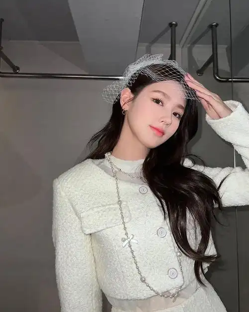 水瓶座   10人金多贤李彩领李玟暎矢吹奈子崔乂园周子瑜黄礼志