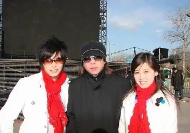 歌手郭峰的"销声匿迹",是整个乐坛的损失和悲哀_父亲_音乐_时候