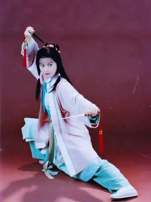 天龙八部最经典的阿朱被迷奸谣言缠身20年今大胆说不