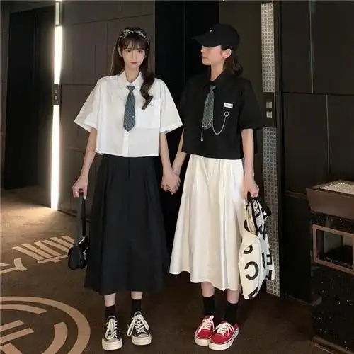 318炸街闺蜜装二人2022夏季新款套装韩版宽松短袖衬衫半身裙两件