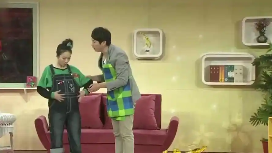 小品《今天的幸福》 表演者:沈腾,黄杨,艾伦