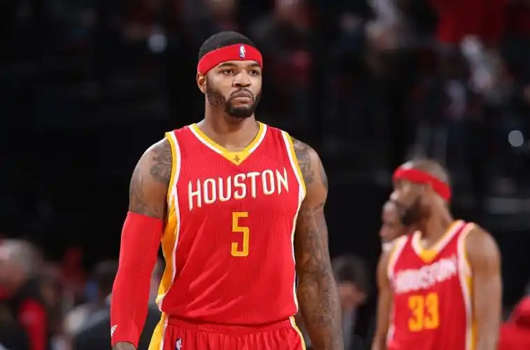 p>约什·史密斯(josh smith),1985年12月5日出生于美国 a href="#">