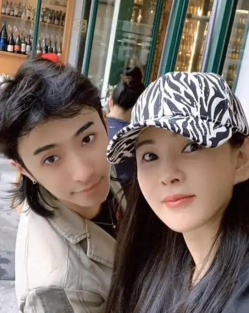 哈利庾澄庆:我穿女装,你care吗?