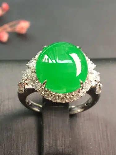 顶级天然翡翠玉石欣赏,翡翠严品缅甸严选品质!