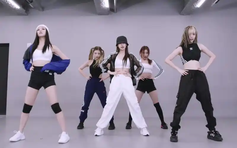 【4k】itzy女团舞蹈录像带!itzy -《loco》