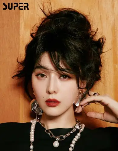 范冰冰气质令人惊艳新款画报彰显明艳气息时尚感超强