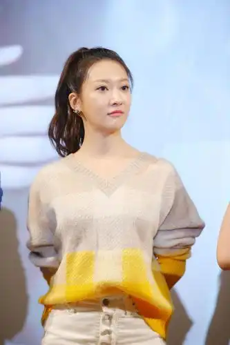 《炮灰攻略》粉丝见面会 余玥严禹豪大说情话狂撩粉