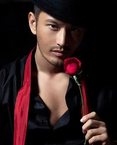 黄晓明经纪公司_黄晓明经纪人_黄晓明签约公司_黄晓明代言报价_北京