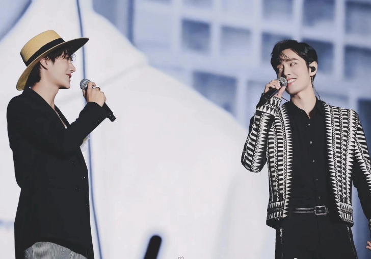 南京演唱会刚结束,肖战王一博将迎来再次同框,网友:乐成表情包