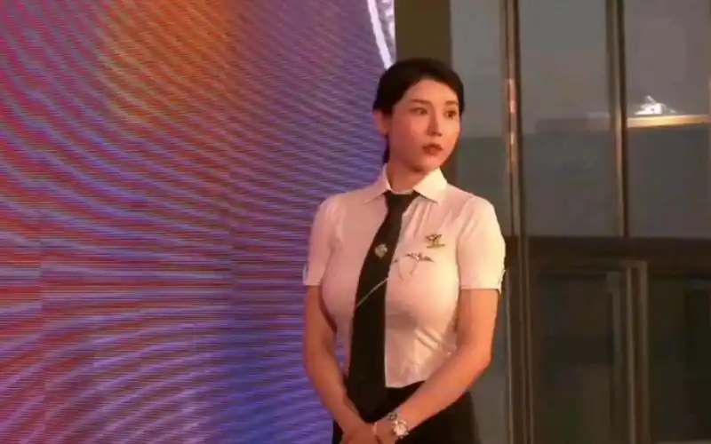 2022年女子健美大赛男子女子形体决赛轮刘太阳出场混剪