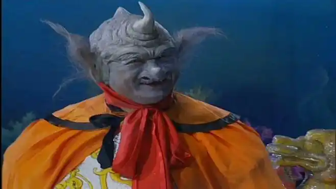 西游记:犀牛精龙宫避难,被公主救下就恩将仇报,幸亏孙悟空赶到-影视综