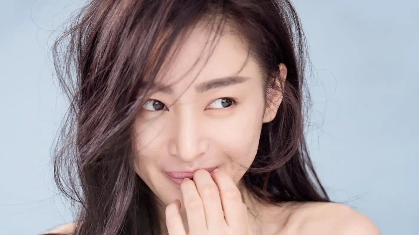 美女明星张天爱时尚写真桌面壁纸下载,张天爱,中国女演员,因出演