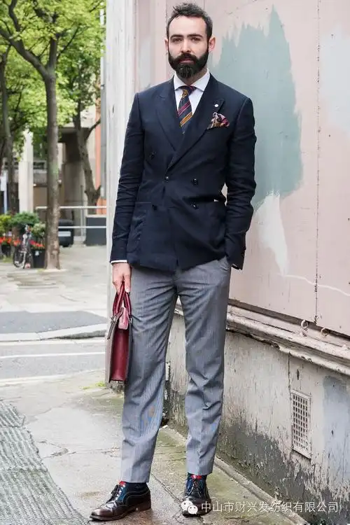 2016春夏男装周街拍——西装魅力