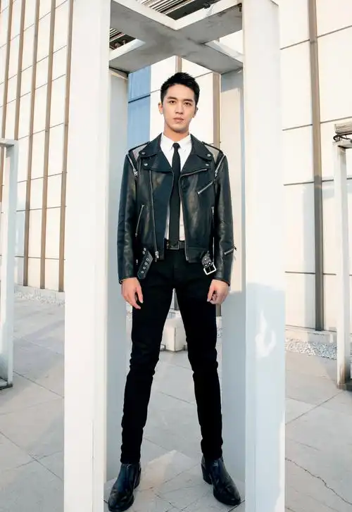 2019搜狐时尚盛典年度时尚影响力男明星提名:许魏洲