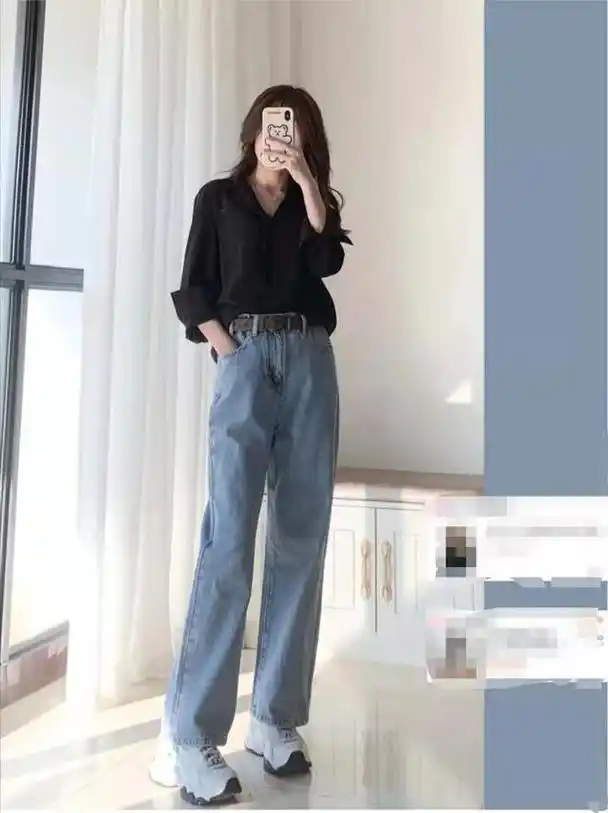 牛仔阔腿裤怎么搭配上衣和鞋子