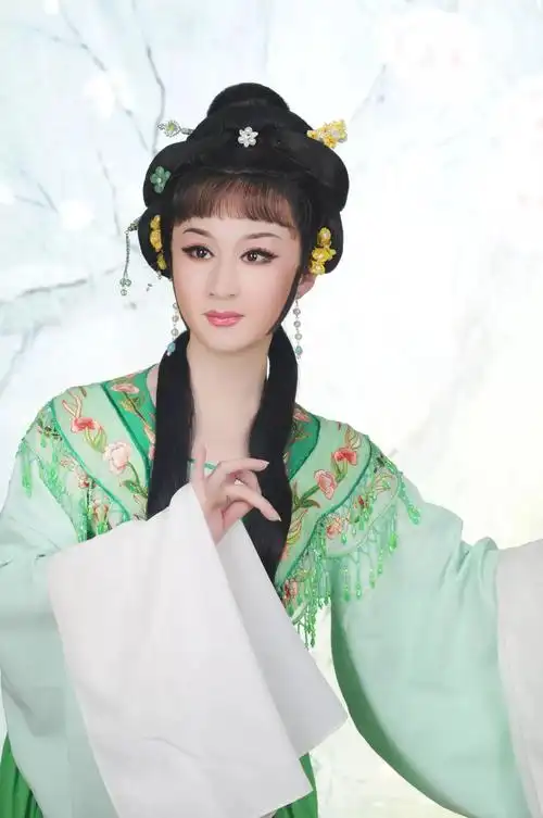 空中大舞台防疫战疫不孤单桐庐越剧陪伴您