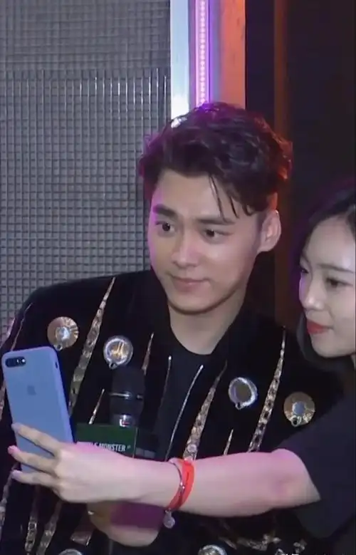 李易峰嫖娼引热议,坦言不是老婆不用负责!|娱乐圈_网易订阅