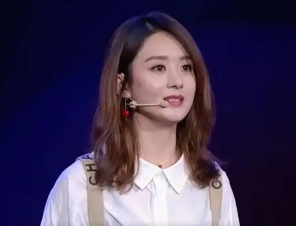 "招黑体质"赵丽颖:参加弟弟婚礼被吐槽,嘲讽土气却得王思聪独宠