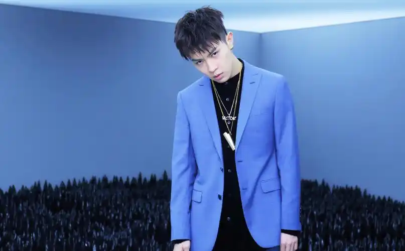 原创《斗破苍穹》影版小鲜肉当主角,众多老戏骨做配角,又要毁经典?