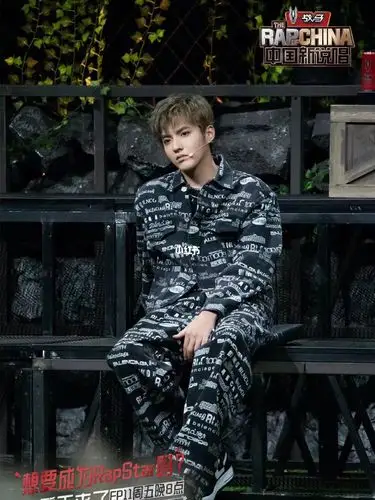 ootd/吴亦凡同款牛仔_吴亦凡_牛仔_ootd_巴黎世家怎么样_说唱_摄影