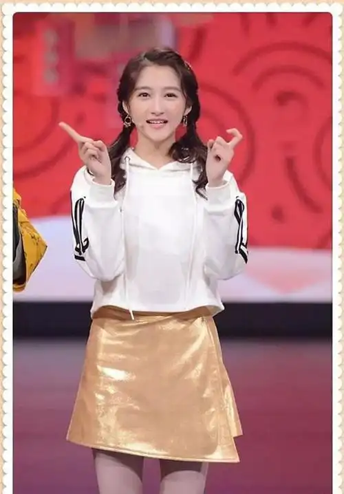 关晓彤真是让人十分羡慕让沈腾原形毕露身高差完全不存在